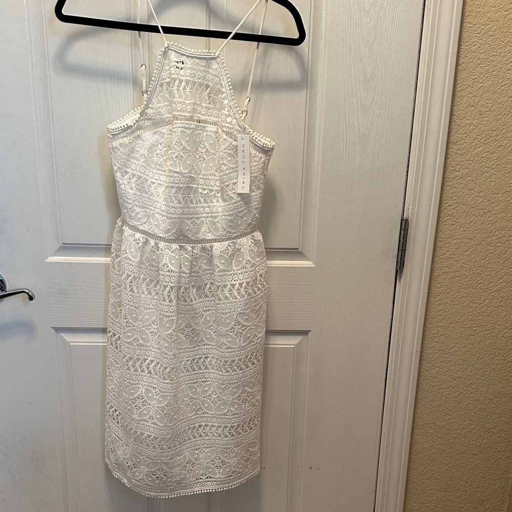 Trina Turk Designer Elegant off White Lace Dress with Gold Zipper, NWT Size 0